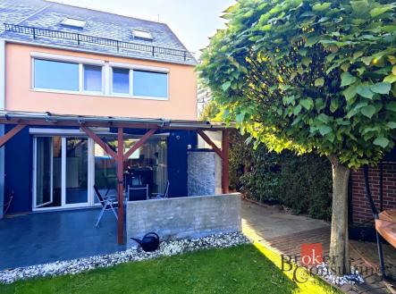 Prodej - dům/vila, 156 m²