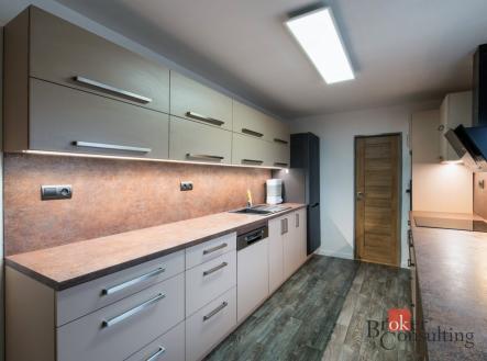 Prodej - dům/vila, 234 m²