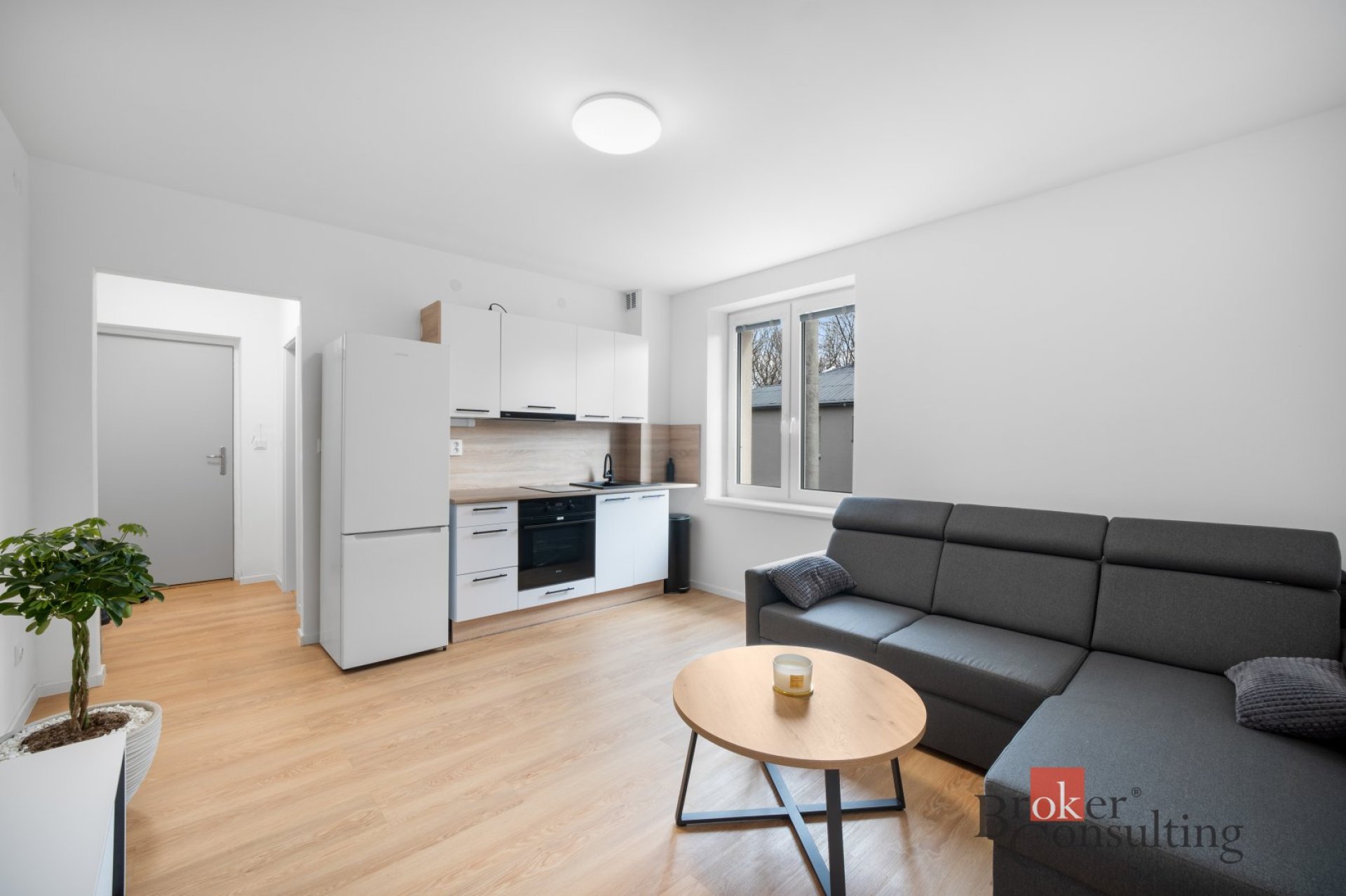 Prodej, byty/2+kk, 37 m2, Cottonové 1966/11, 70900 Ostrava, Ostrava-město [ID 83666]