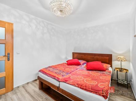 Pronájem bytu, 2+kk, 66 m²