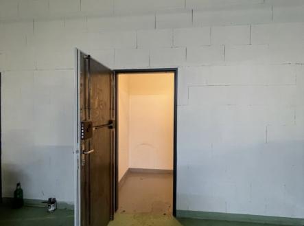 Prodej - malý objekt/garáž