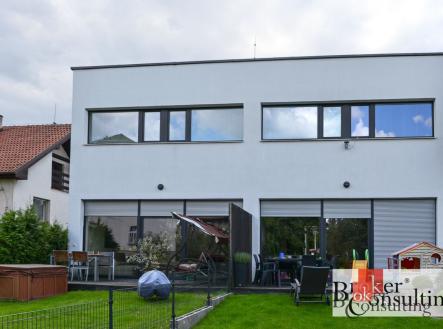 Prodej - dům/vila, 194 m²