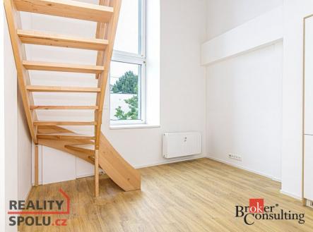 Pronájem bytu, 2+kk, 37 m²