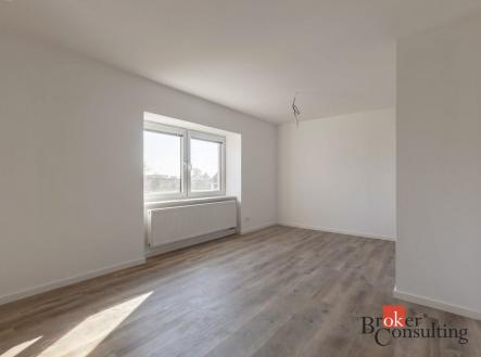 Pronájem bytu, 3+kk, 83 m²