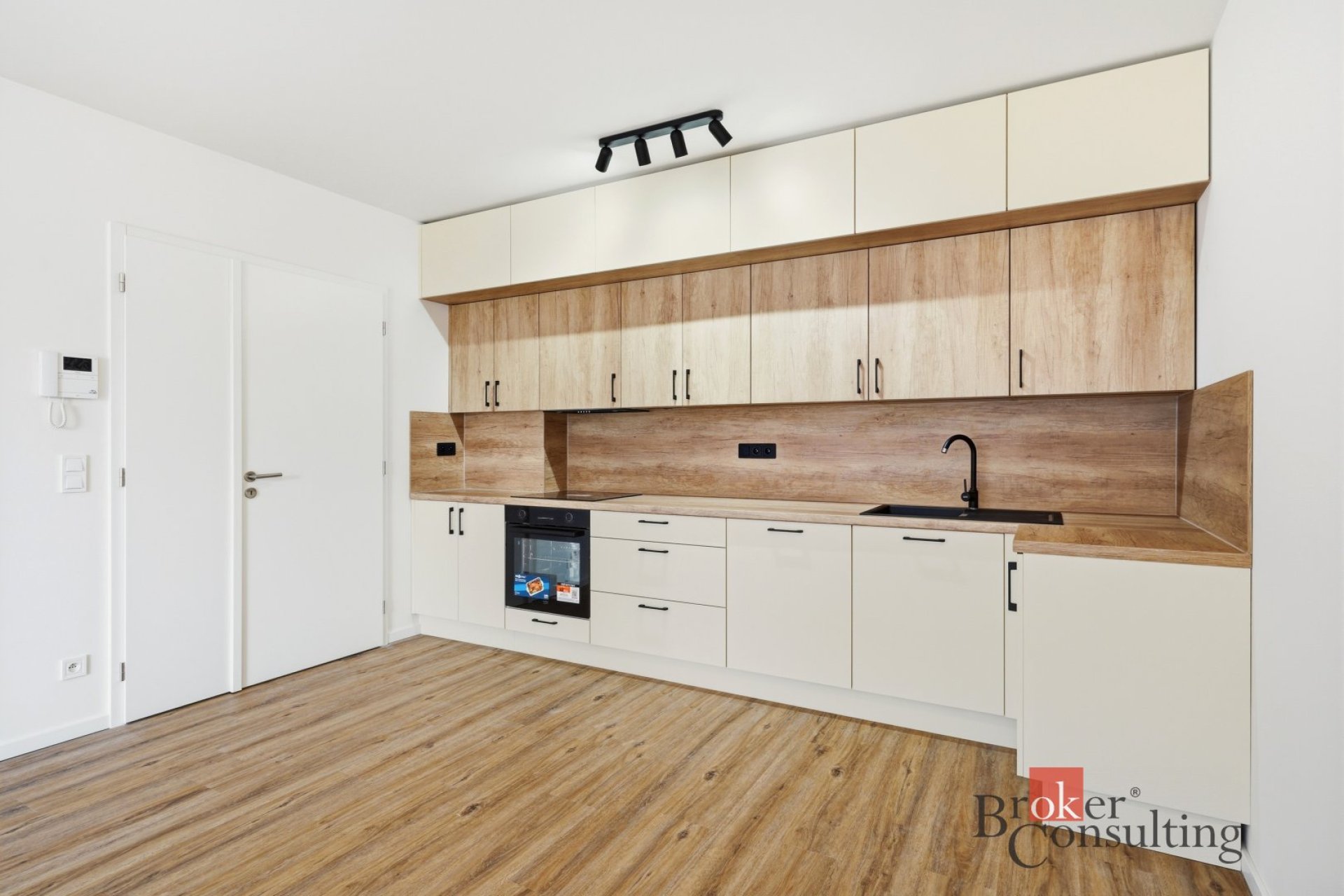 Nabízíme k pronájmu byt o dispozici 2kk v developerském projektu Icon Park