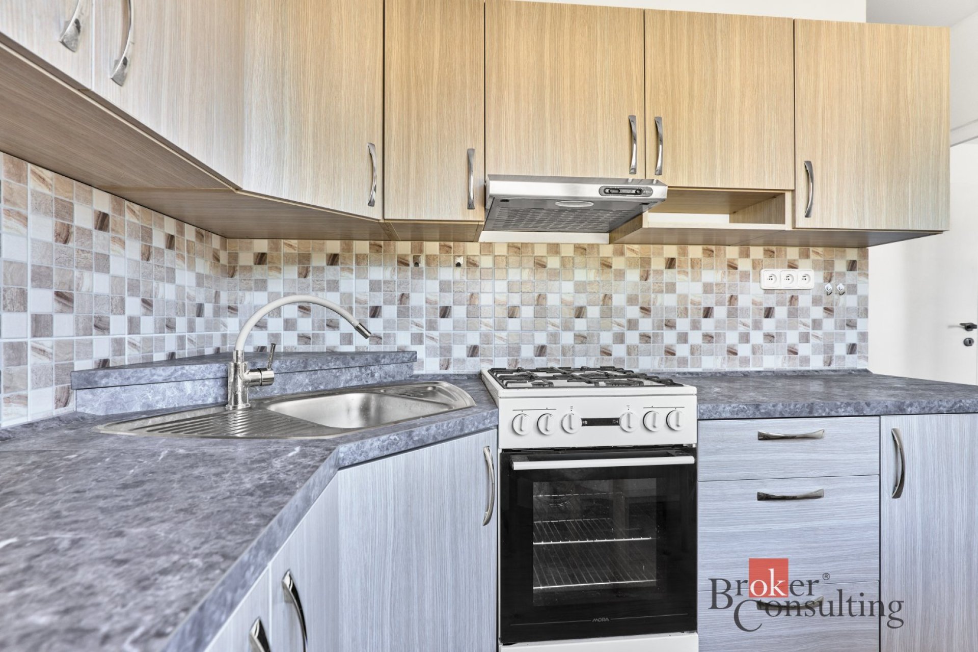 Prodej, byty/3+1, 70 m2, 1. máje 194/3, 36225 Nová Role, Karlovy Vary [ID 84238]