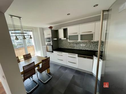 Pronájem bytu, 4+1, 89 m²