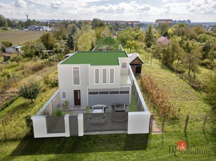 Prodej - pozemek, zahrada, 1 765 m²