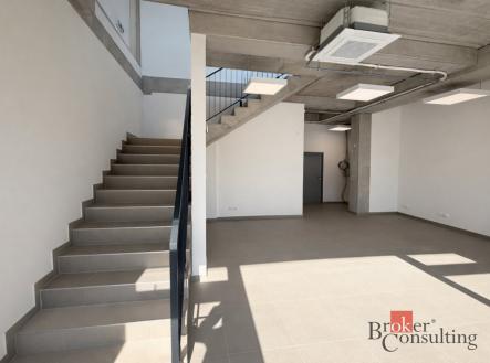 Pronájem - komerční objekt, výroba, 444 m²