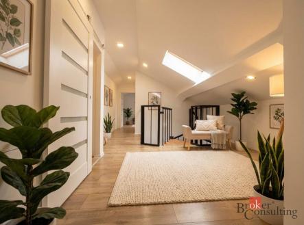 Pronájem bytu, 3+kk, 98 m²