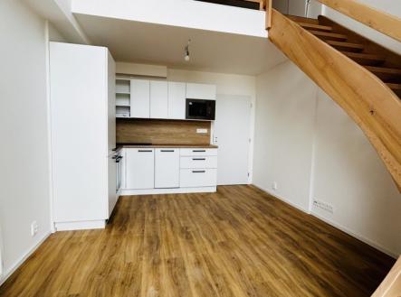 Pronájem bytu, 2+kk, 38 m²