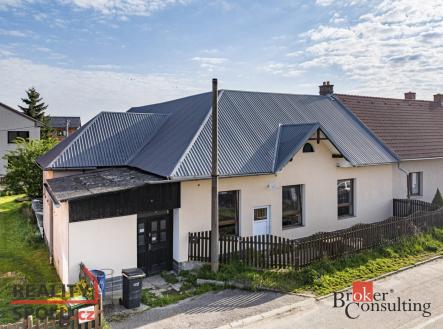 Pronájem - komerční objekt, jiný, 257 m²