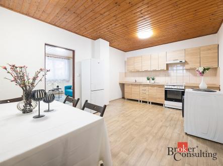 Pronájem - dům/vila, 122 m²