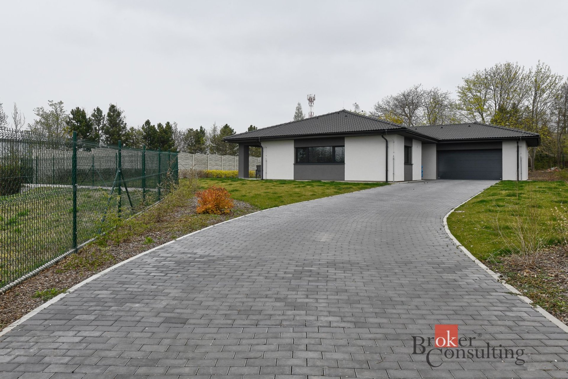Pronájem, domy/rodinný, 180 m2, Zátopkova 776, Dolní Jirčany, 25244 Psáry, Praha-západ [ID 84222]