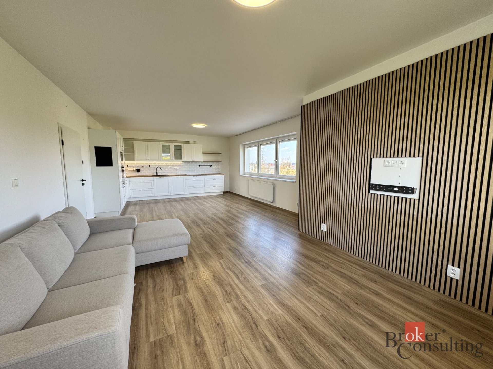 Pronájem, byty/3+kk, 99 m2, V Bezinkách 1079/11, 32600 Plzeň, Plzeň-město [ID 84701]