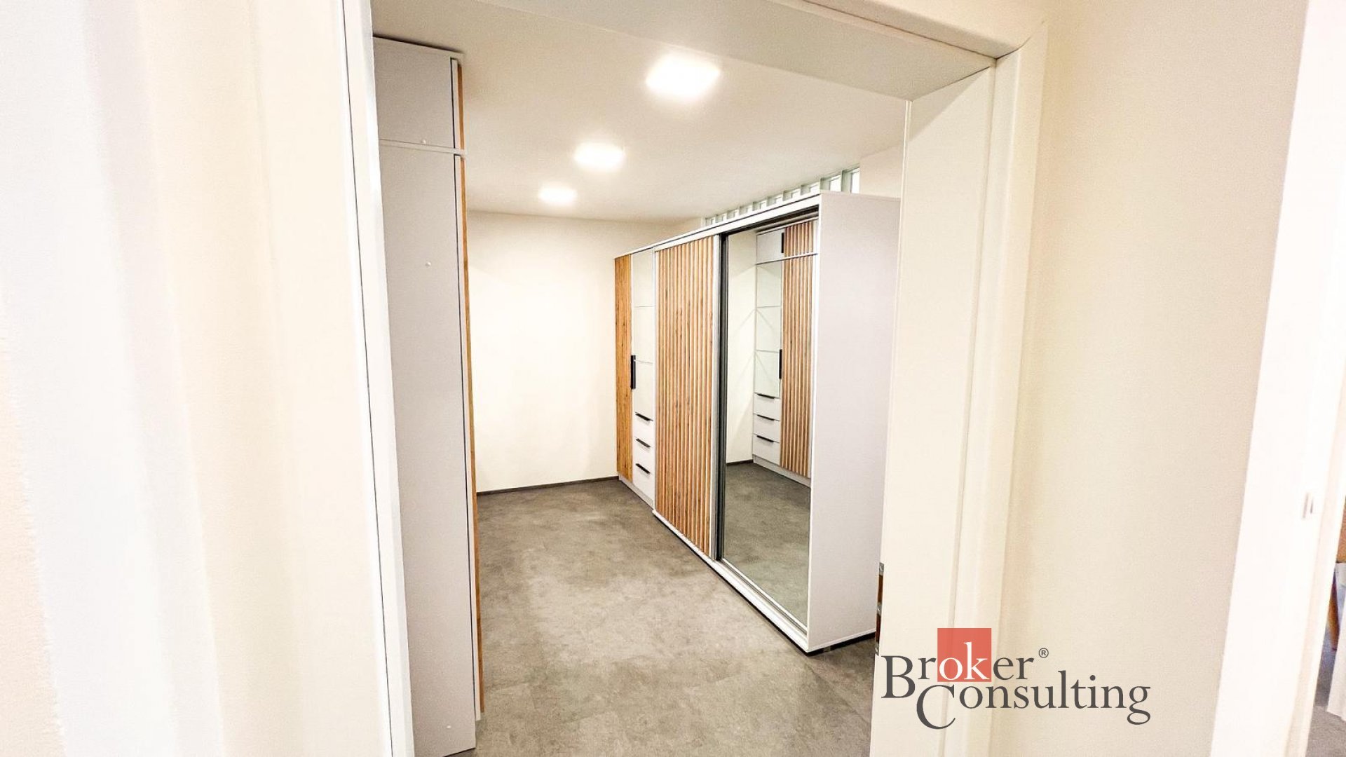 Pronájem, byty/2+kk, 74 m2, Zubatého 328/7, Smíchov, 15000 Praha 5 [ID 82751]