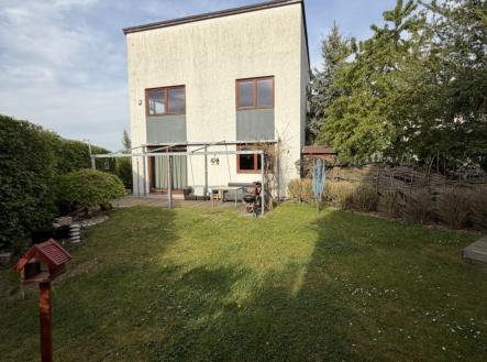 Pronájem - dům/vila, 160 m²