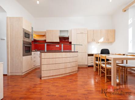 Pronájem bytu, 2+kk, 70 m²
