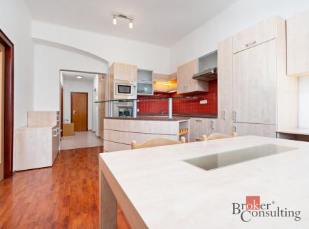 Pronájem bytu, 2+kk, 70 m²