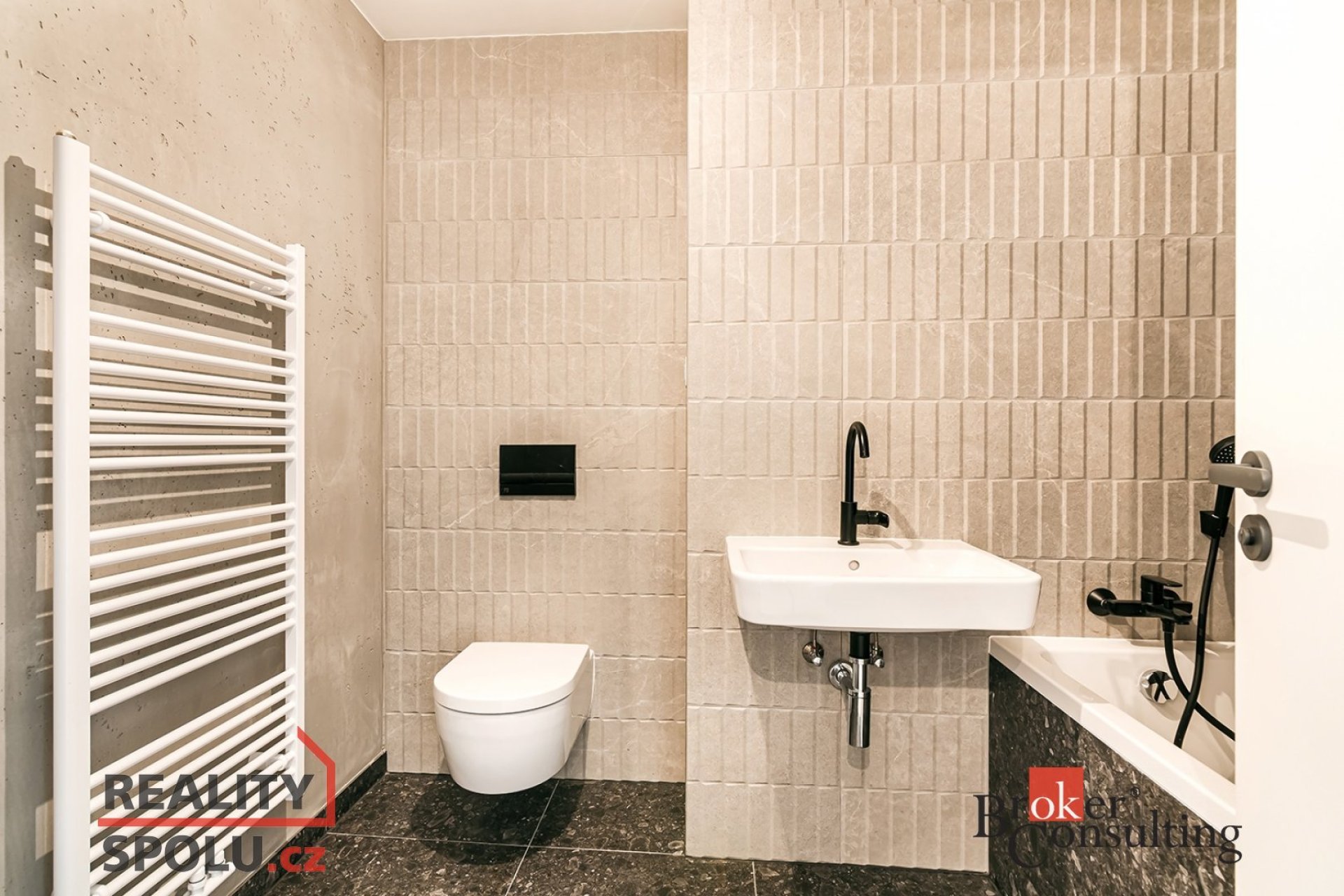 Pronájem, byty/1+kk, 24 m2, Bratislavská 946/82, 60200 Brno, Brno-město [ID 85309]