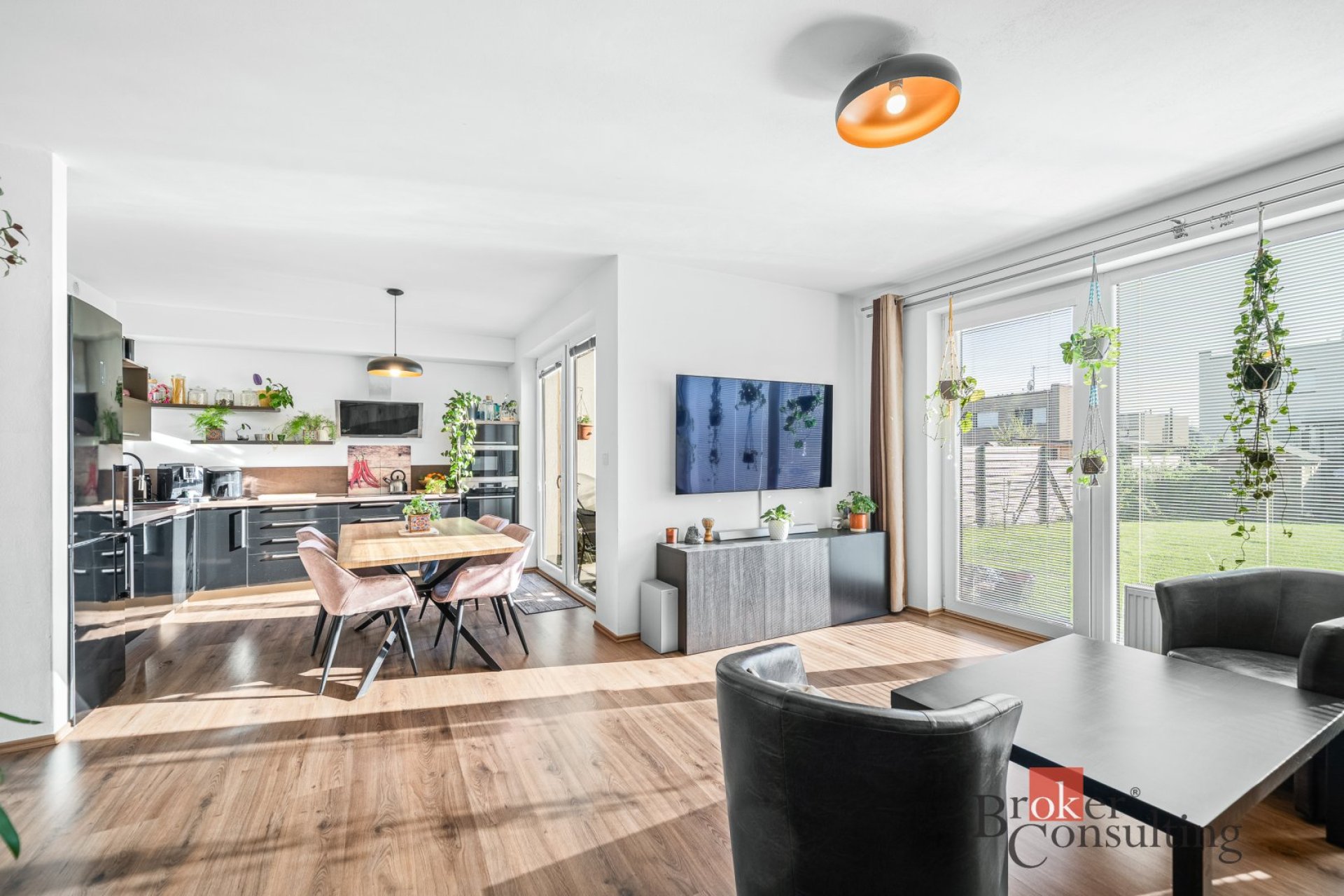 Prodej rodinného domu - 133,16 m2 - Plzeň Valcha, ul. Červenková