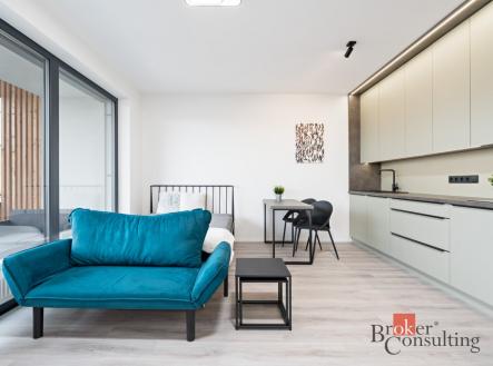 Pronájem bytu, 1+kk, 38 m²