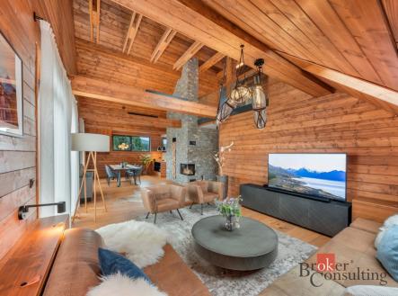 Prodej - komerční objekt, jiný, 233 m²