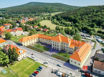 Pronájem bytu, 1+kk, 47,9 m²