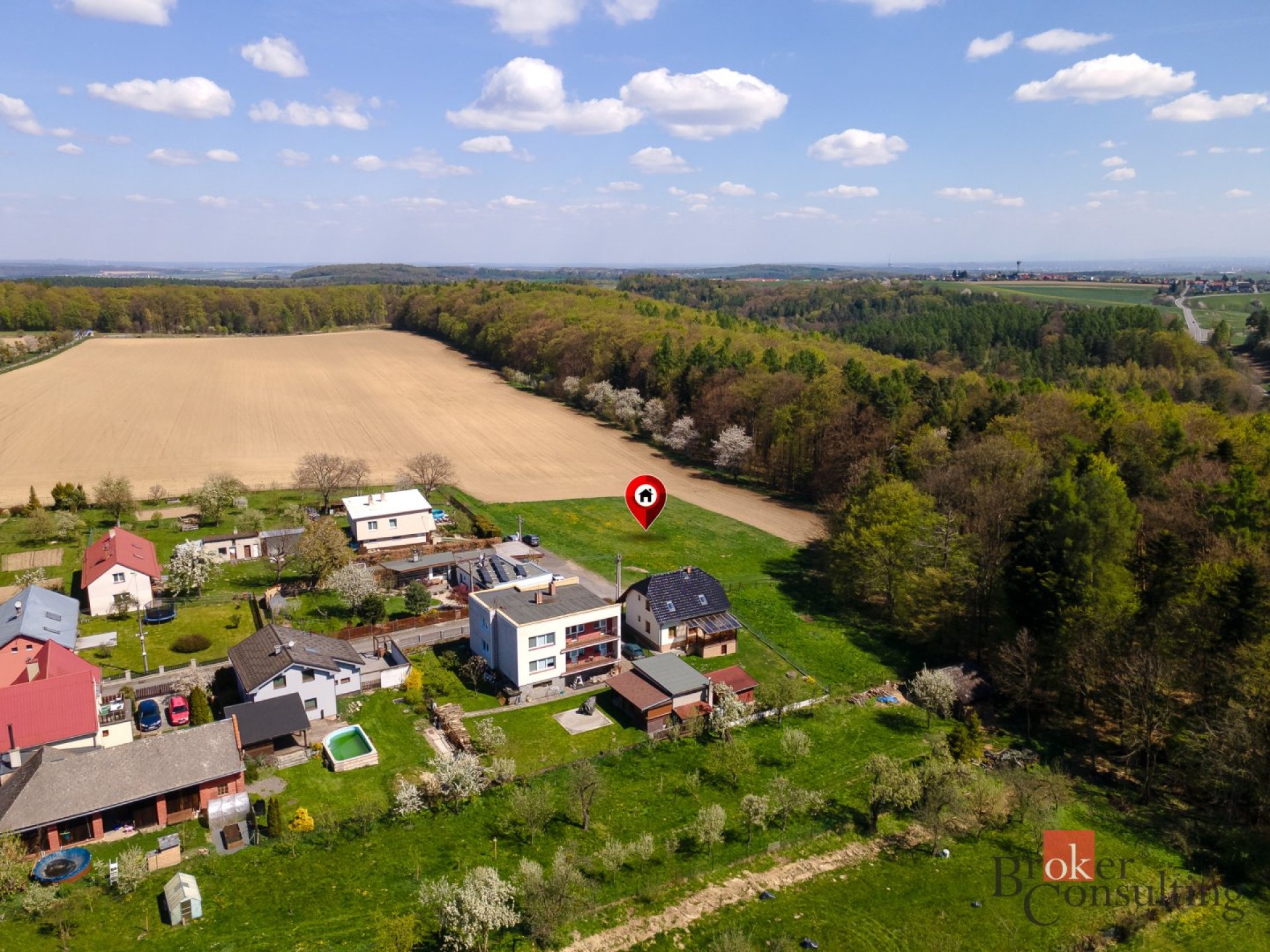 Prodej stavebního pozemku se stavebním povolením, Hrabyně