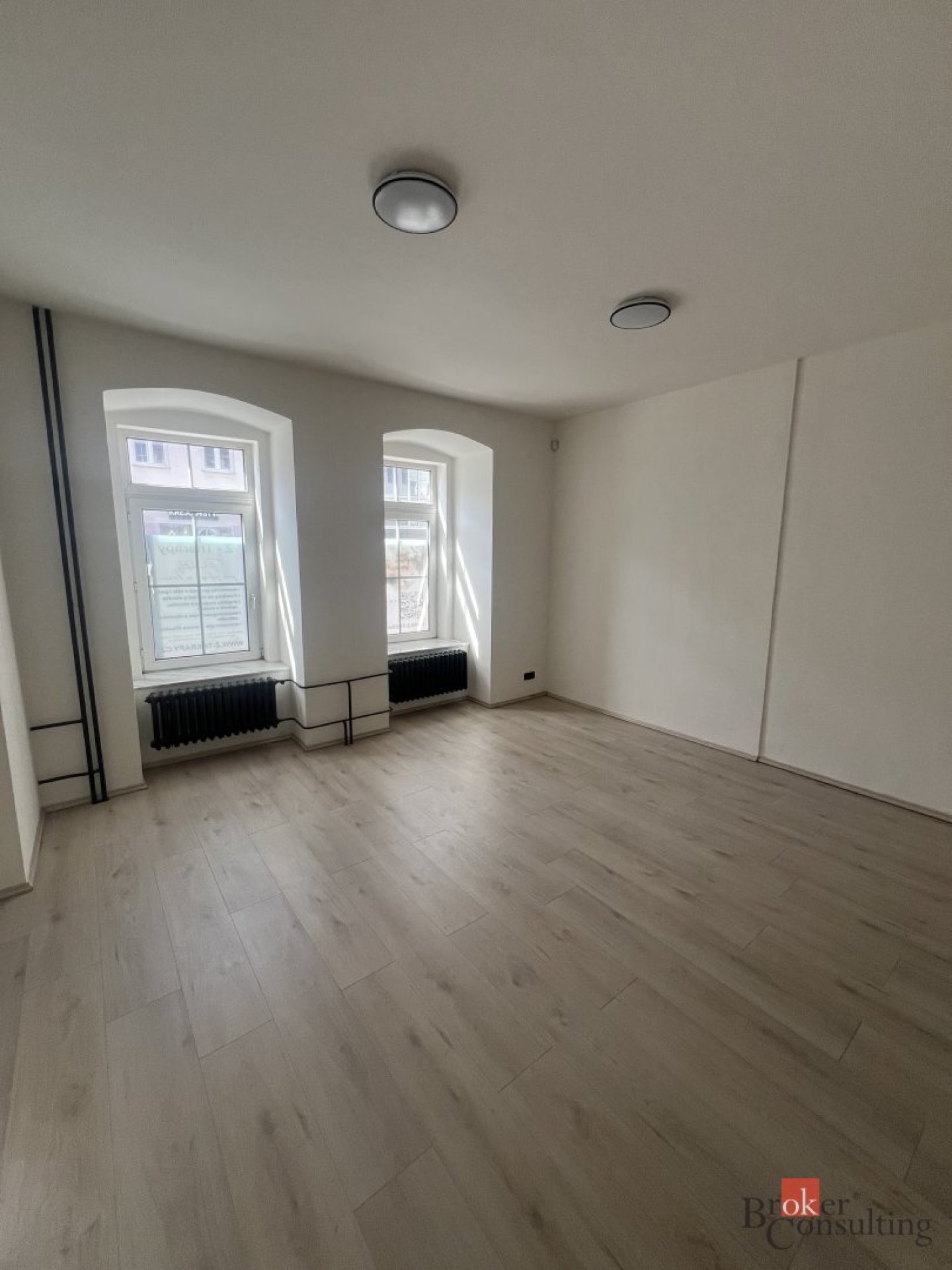 Pronájem, komerční/kanceláře, 40 m2, Skrétova 475/8, 30100 Plzeň, Plzeň-město [ID 85413]
