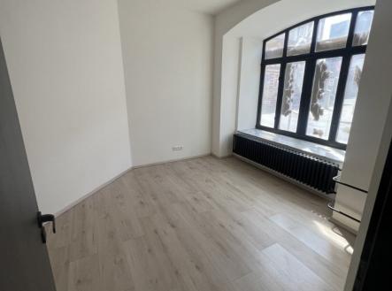 Pronájem - komerční objekt, administrativní budova, 40 m²