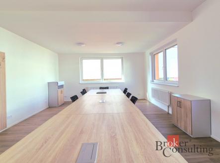 Pronájem - komerční objekt, sklad, 2 785 m²