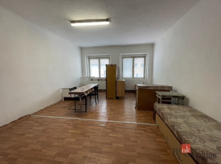 Pronájem - dům/vila, 200 m²