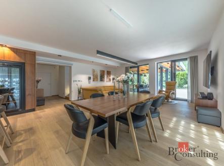 Prodej - dům/vila, 220 m²