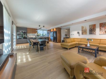 Prodej - dům/vila, 220 m²