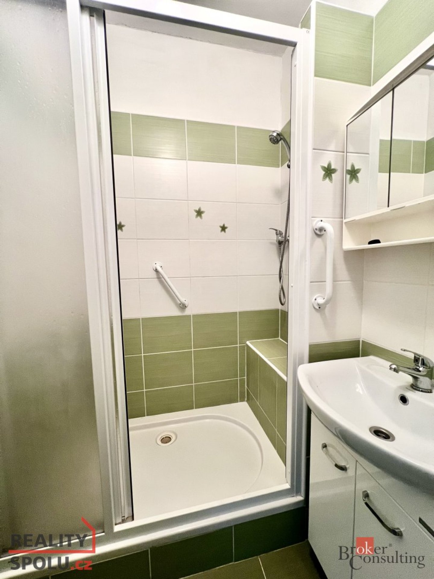 Nabízíme vám k prodej byt 2+1,2.NP, 54m2 na ul. Horní  v Ostravě  Hrabůvce.