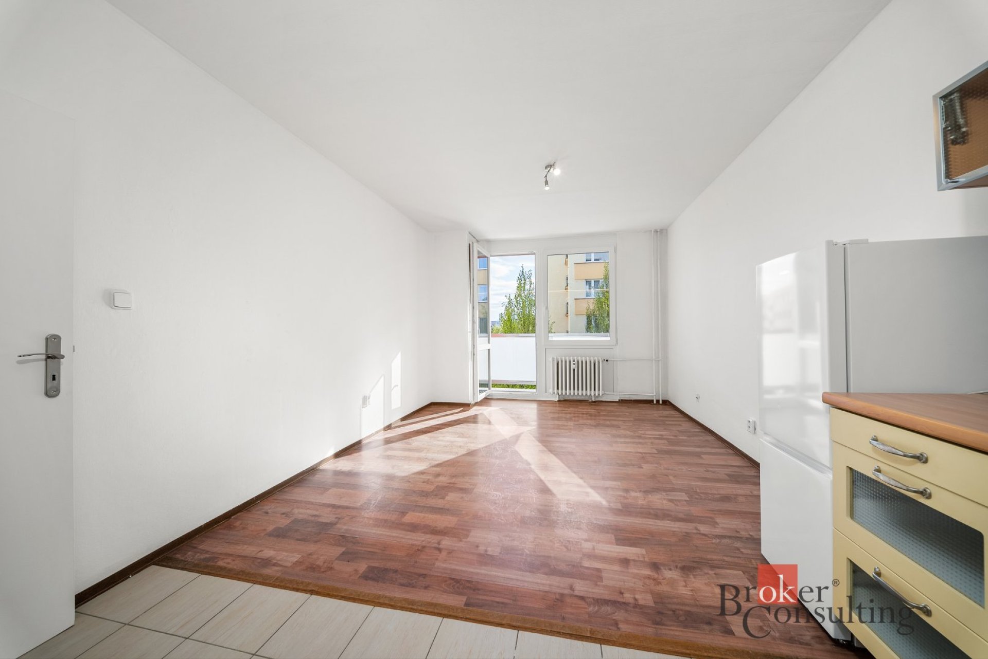 Pronájem, byty/1+kk, 33 m2, Vysocká 553/3, 50011 Hradec Králové, Hradec Králové [ID 85188]
