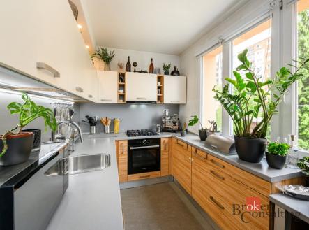 Prodej bytu, 2+1, 59,81 m²