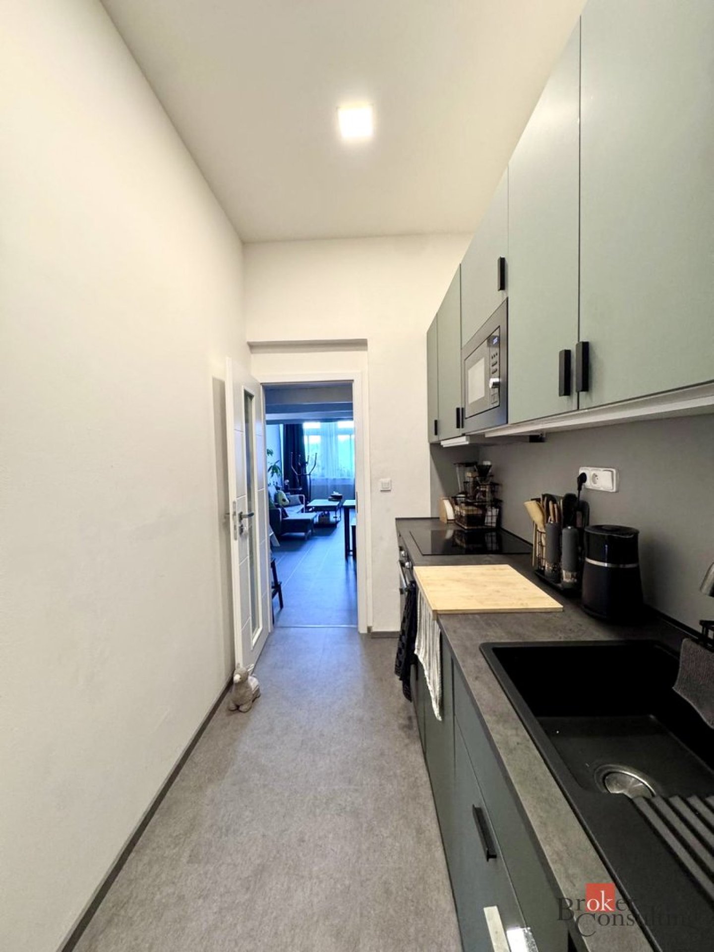 Pronájem, byty/1+kk, 36 m2, Na Zlíchově 240/5, Hlubočepy, 15200 Praha 5 [ID 85571]