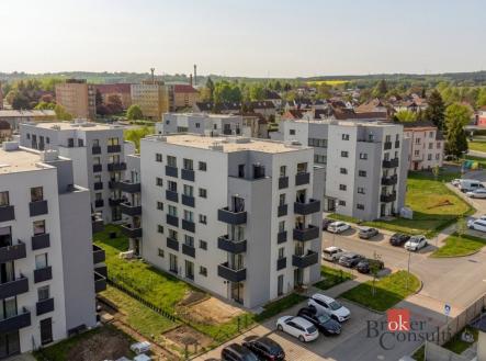 Pronájem bytu, 3+kk, 80 m²