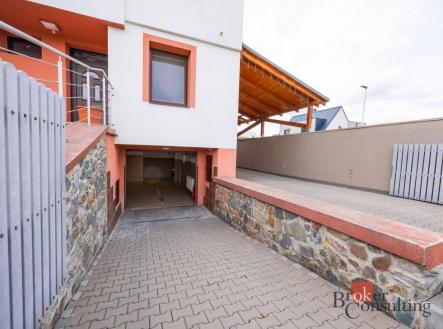 Pronájem - dům/vila, 150 m²