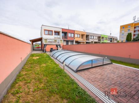 Pronájem - dům/vila, 150 m²