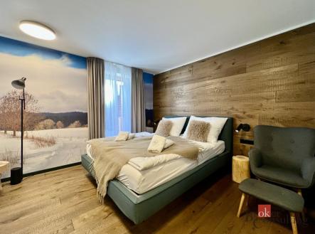 Prodej - komerční objekt, jiný, 1 110 m²