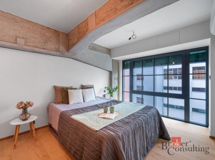 Pronájem bytu, 3+kk, 67 m²