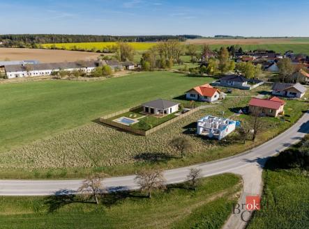 Prodej - pozemek pro bydlení, 892 m²