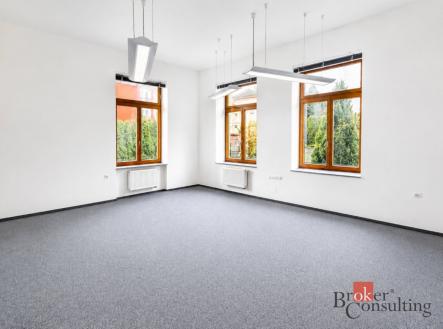 Pronájem - komerční objekt, administrativní budova, 35 m²