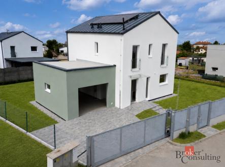 Prodej - dům/vila, 141 m²
