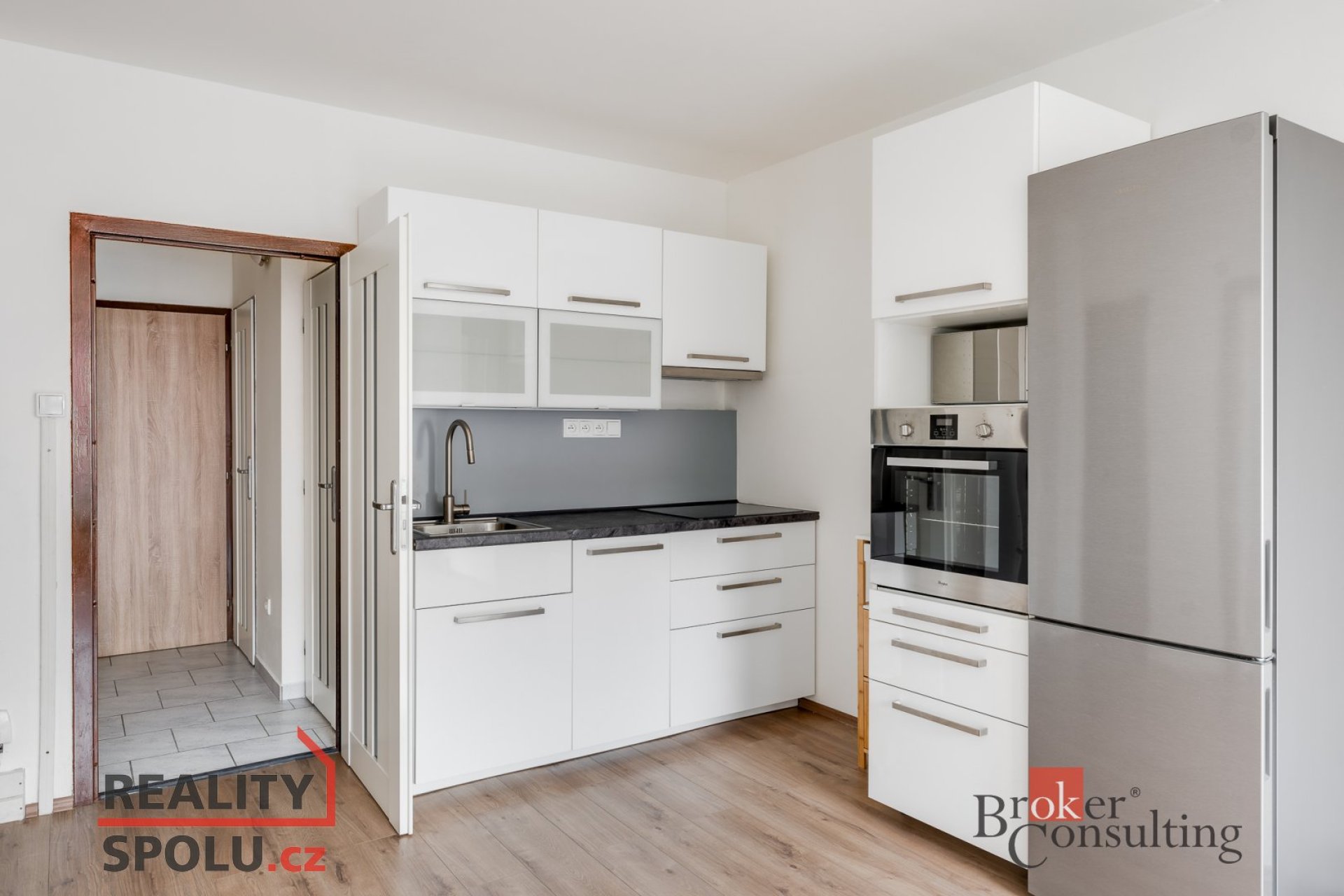 Pronájem, byty/2+kk, 41 m2, Pod lysinami 465/7, Hodkovičky, 14700 Praha 4 [ID 85983]