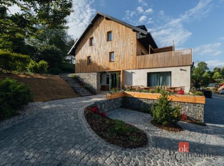 Prodej - pozemek pro komerční výstavbu, 12 261 m²