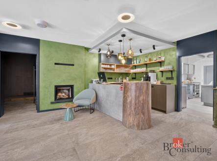 Prodej - pozemek pro komerční výstavbu, 12 261 m²